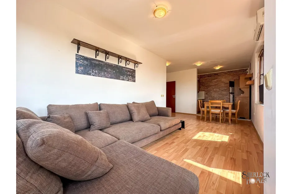 sunny-house