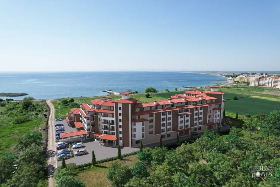 sole-mare-by-sea