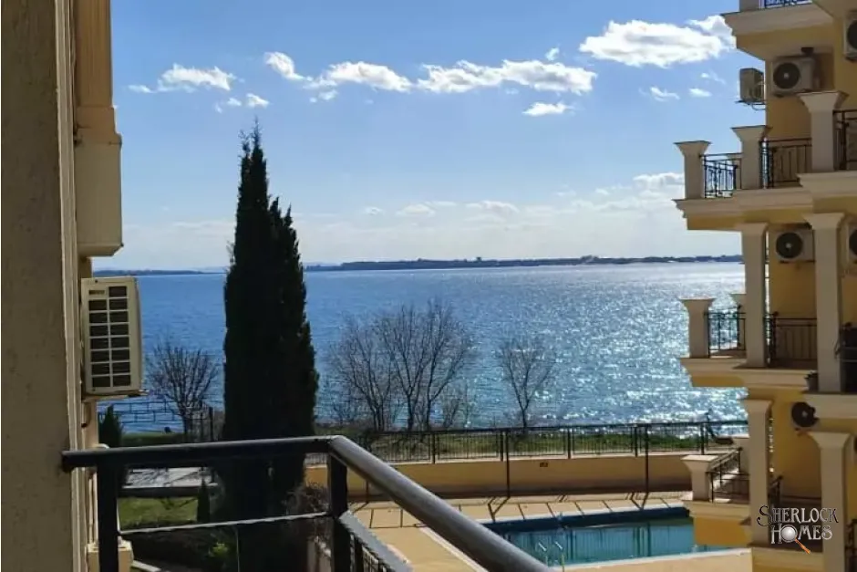royal-bay